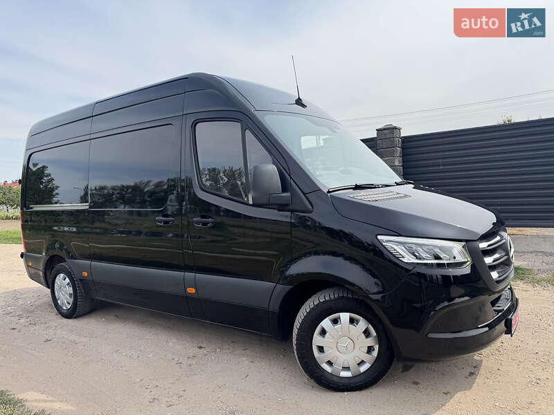 Mercedes-Benz Sprinter 2021