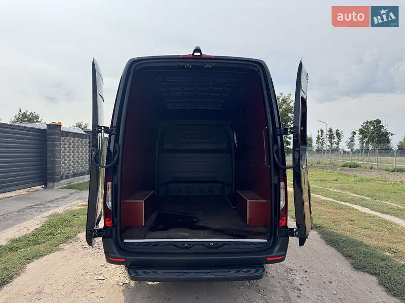 Вантажний фургон Mercedes-Benz Sprinter 2021 в Дубні