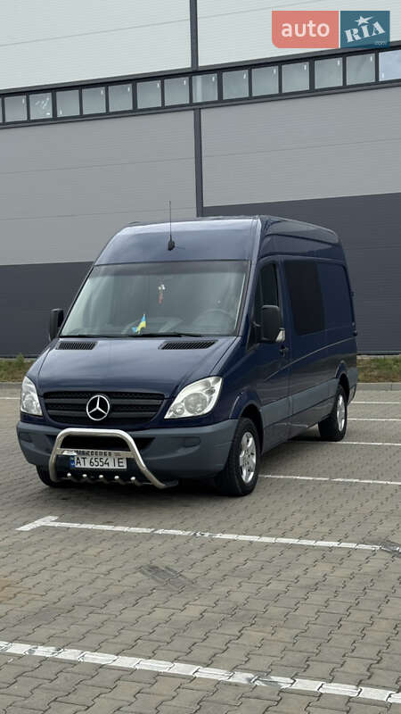 Грузопассажирский фургон Mercedes-Benz Sprinter 2006 в Ивано-Франковске