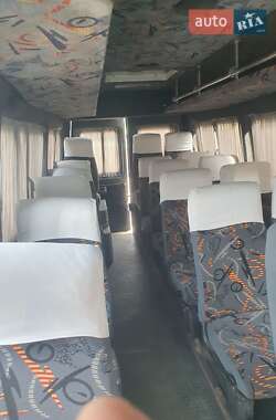 Пригородный автобус Mercedes-Benz Sprinter 1999 в 
