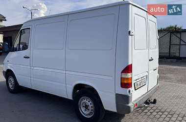 Грузовой фургон Mercedes-Benz Sprinter 2002 в 