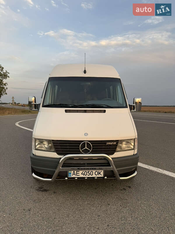 Мікроавтобус Mercedes-Benz Sprinter 1996 в Павлограді