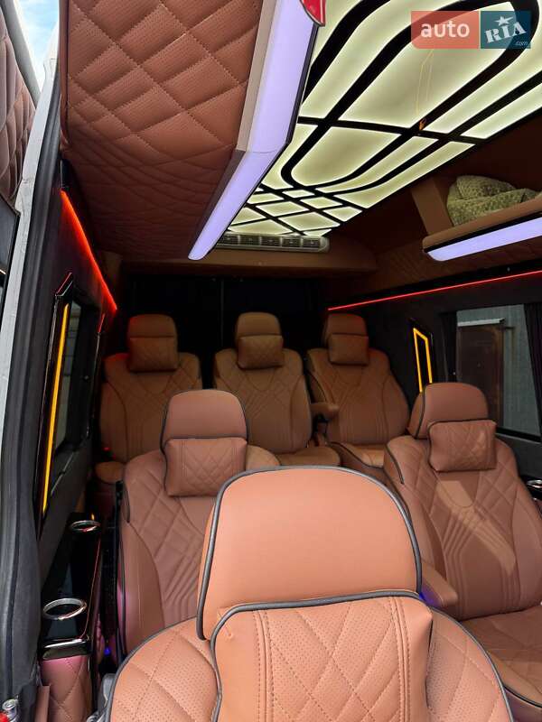 Микроавтобус Mercedes-Benz Sprinter 2020 в Днепре фото 14 Микроавтобус Mercedes-Benz Sprinter 2020 в Днепре