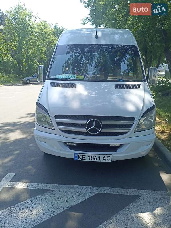 Туристический / Междугородний автобус Mercedes-Benz Sprinter 2011 в 