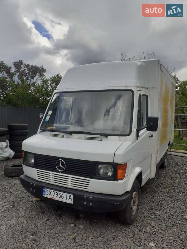 Вантажний фургон Mercedes-Benz Sprinter 1994 в Хмельницькому фото 7 Вантажний фургон Mercedes-Benz Sprinter 1994 в Хмельницькому