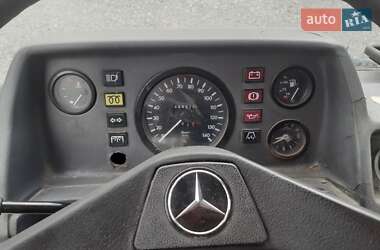Грузовой фургон Mercedes-Benz Sprinter 1994 в 