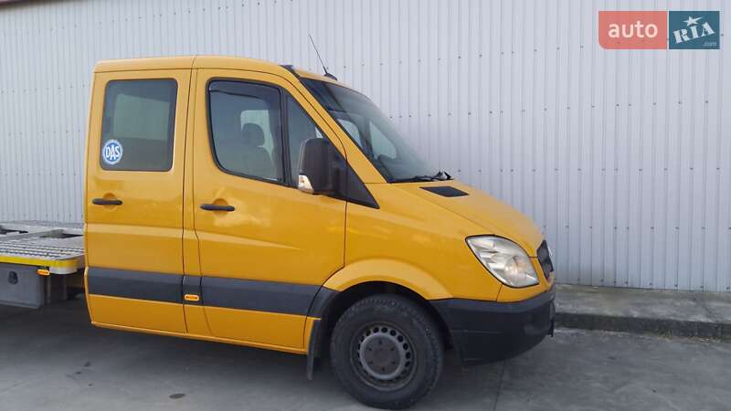 Эвакуатор Mercedes-Benz Sprinter 2010 в Косове фото 16 Эвакуатор Mercedes-Benz Sprinter 2010 в Косове