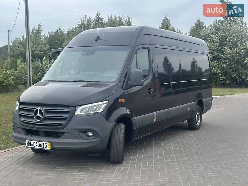 Грузовой фургон Mercedes-Benz Sprinter 2020 в 