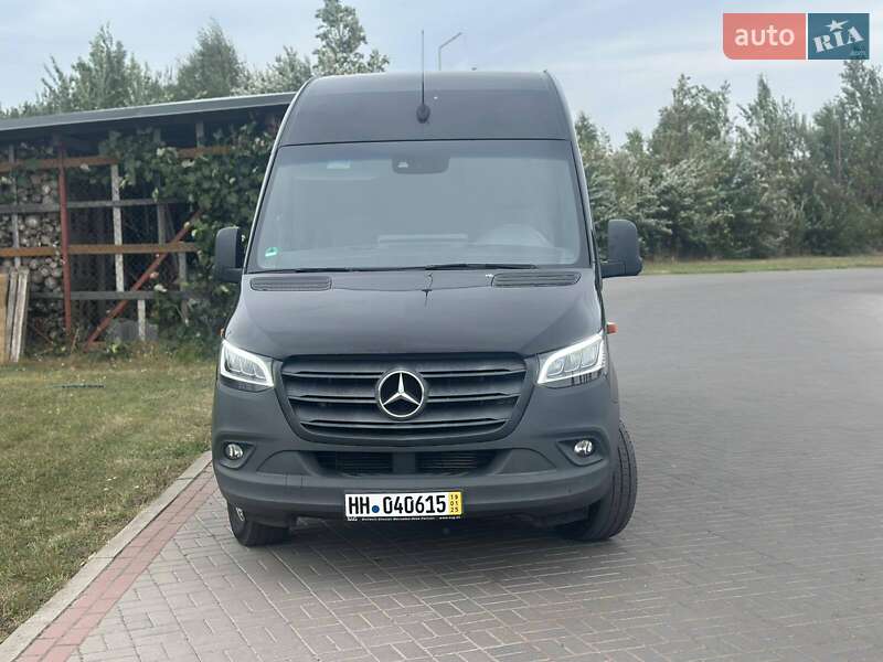 Грузовой фургон Mercedes-Benz Sprinter 2020 в Нововолынске