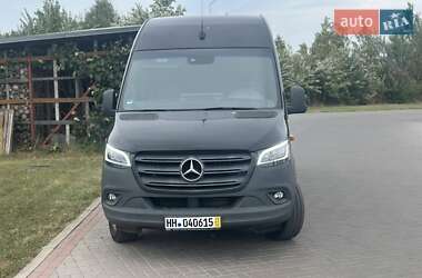 Грузовой фургон Mercedes-Benz Sprinter 2020 в 