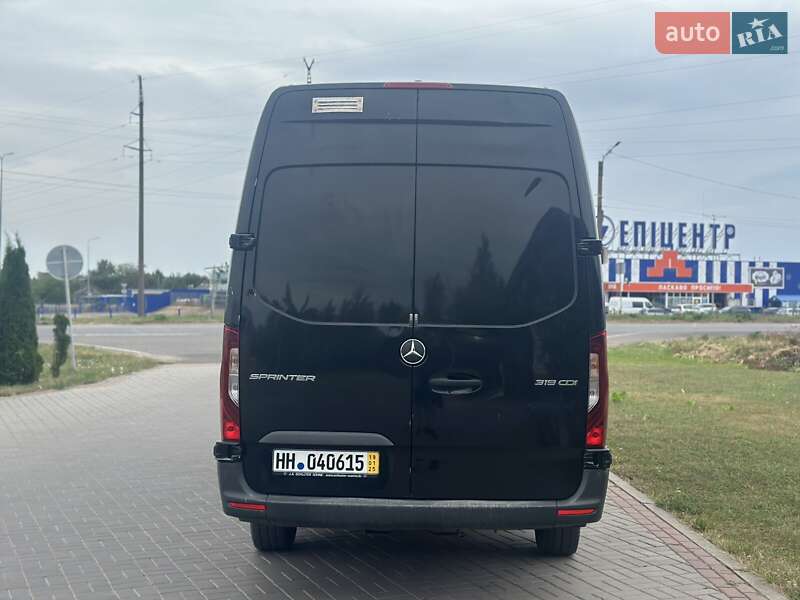Грузовой фургон Mercedes-Benz Sprinter 2020 в Нововолынске