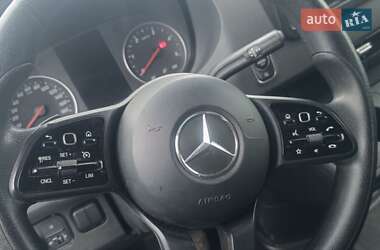 Грузовой фургон Mercedes-Benz Sprinter 2021 в 