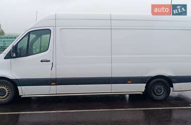 Грузовой фургон Mercedes-Benz Sprinter 2021 в 