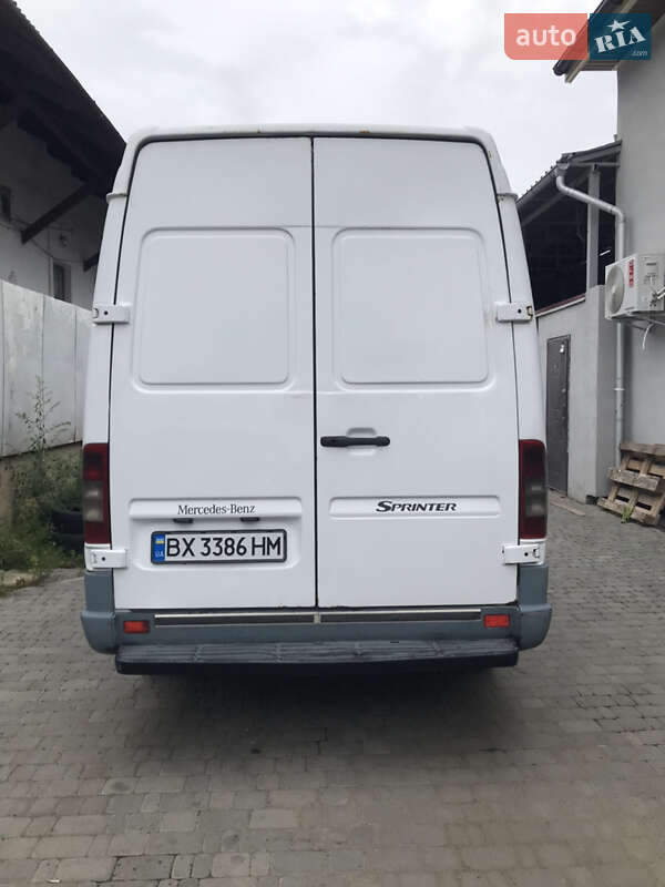 Грузовой фургон Mercedes-Benz Sprinter 2002 в Каменец-Подольском