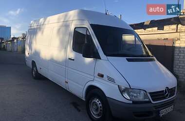 Грузовой фургон Mercedes-Benz Sprinter 2005 в 
