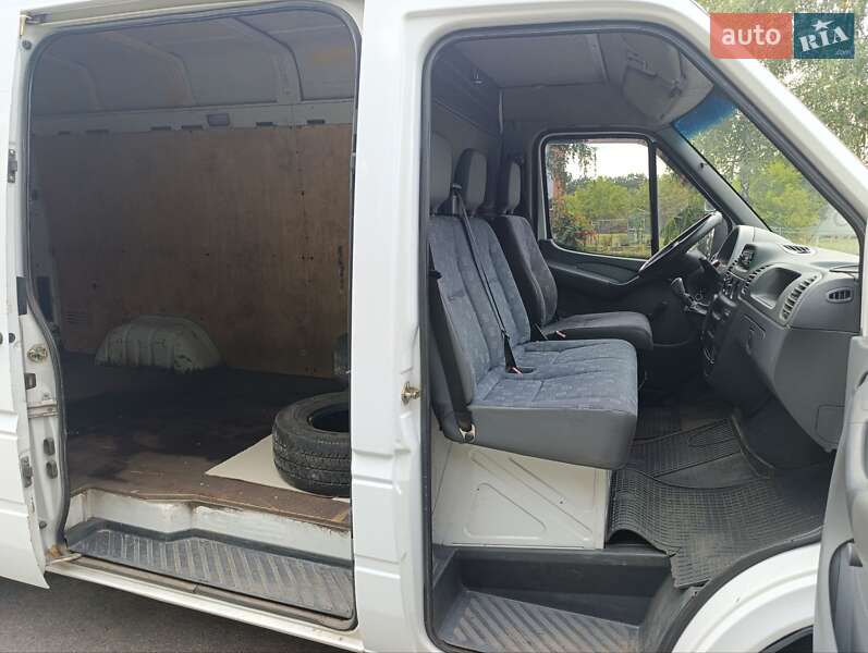 Вантажний фургон Mercedes-Benz Sprinter 2005 в Броварах