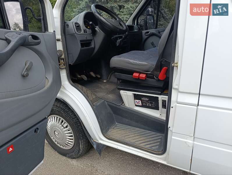 Вантажний фургон Mercedes-Benz Sprinter 2005 в Броварах
