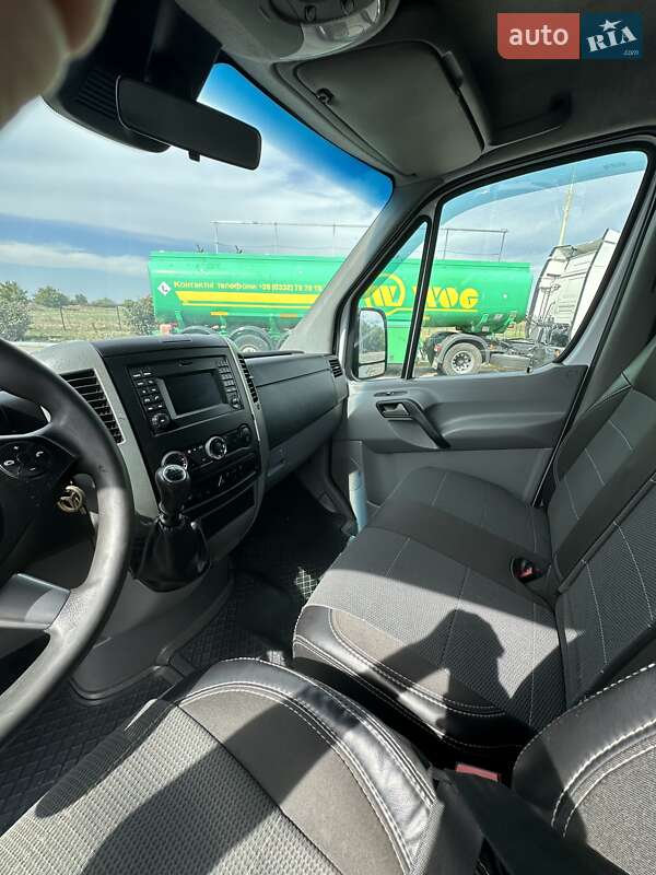 Грузовой фургон Mercedes-Benz Sprinter 2015 в Николаеве