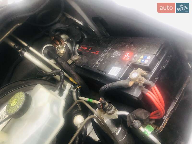 Вантажопасажирський фургон Mercedes-Benz Sprinter 2005 в Києві