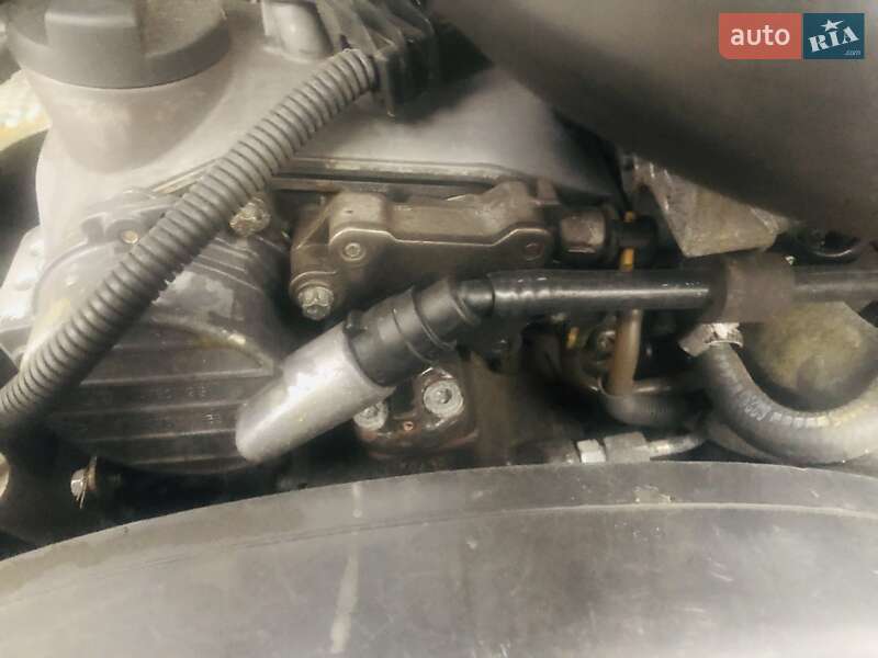 Вантажопасажирський фургон Mercedes-Benz Sprinter 2005 в Києві