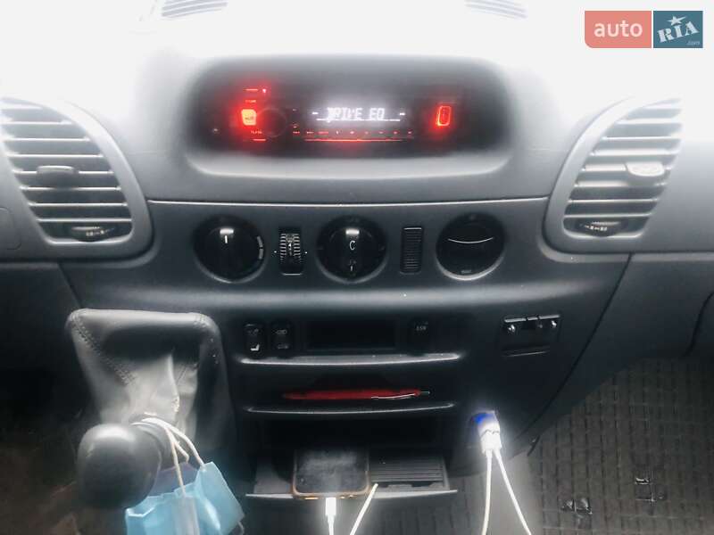 Вантажопасажирський фургон Mercedes-Benz Sprinter 2005 в Києві