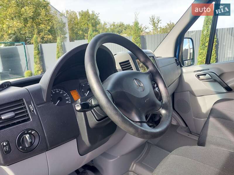 Микроавтобус грузовой (до 3,5т) Mercedes-Benz Sprinter 2014 в Виннице фото 6 Микроавтобус грузовой (до 3,5т) Mercedes-Benz Sprinter 2014 в Виннице