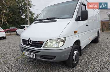 Грузовой фургон Mercedes-Benz Sprinter 2005 в 