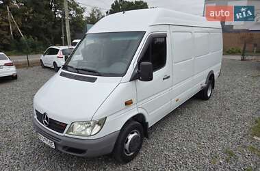 Грузовой фургон Mercedes-Benz Sprinter 2005 в 