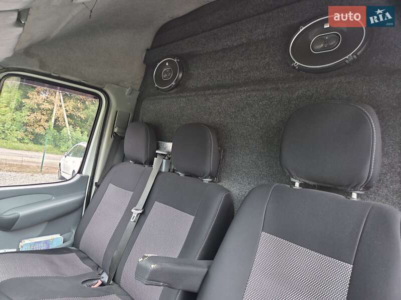 Грузовой фургон Mercedes-Benz Sprinter 2005 в Хмельницком