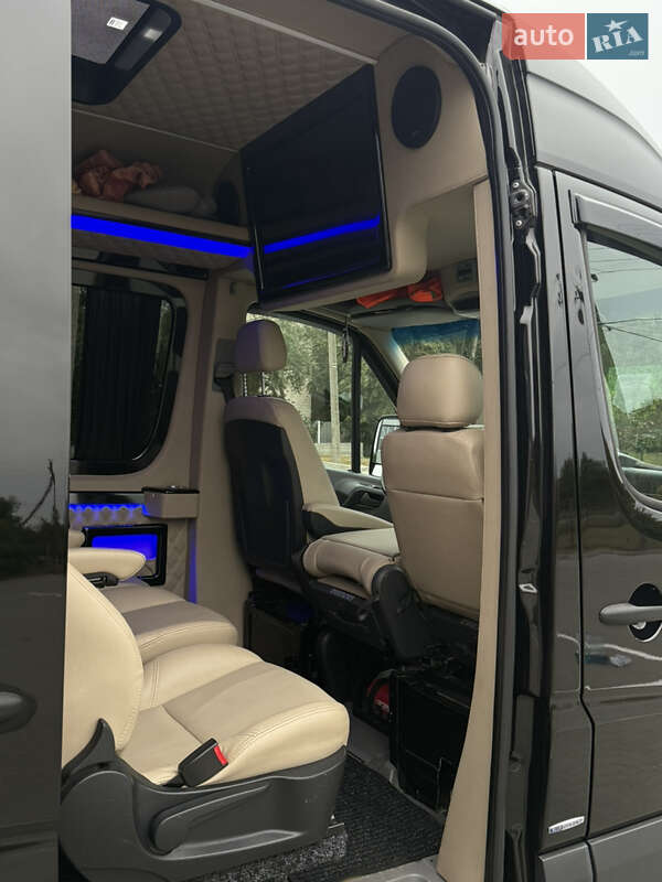 Туристический / Междугородний автобус Mercedes-Benz Sprinter 2018 в Бершади
