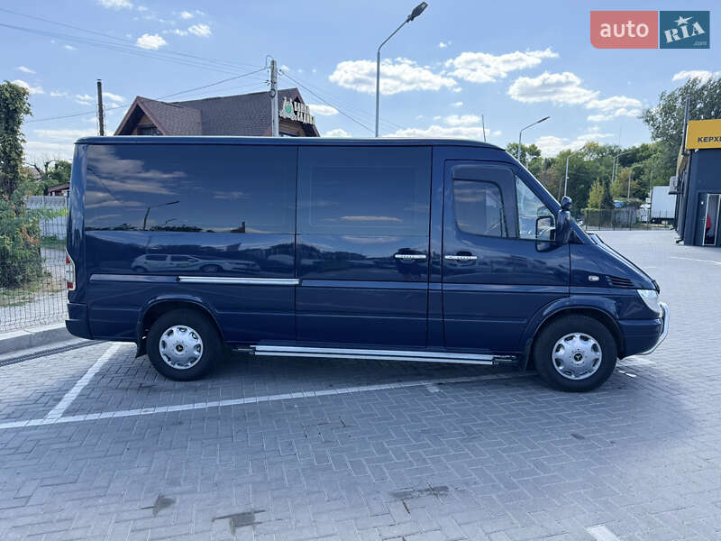Мікроавтобус Mercedes-Benz Sprinter 2000 в Дніпрі