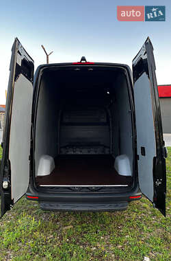 Грузовой фургон Mercedes-Benz Sprinter 2019 в 