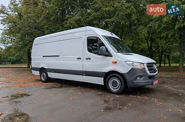 Грузовой фургон Mercedes-Benz Sprinter 2020 в 