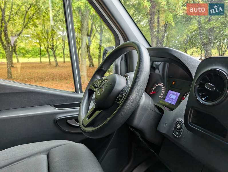 Грузовой фургон Mercedes-Benz Sprinter 2020 в Владимире