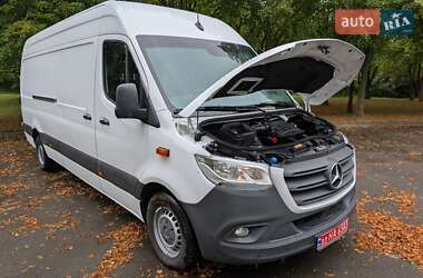Грузовой фургон Mercedes-Benz Sprinter 2020 в 