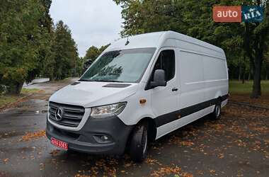 Грузовой фургон Mercedes-Benz Sprinter 2020 в 
