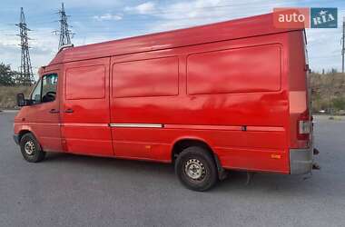 Грузовой фургон Mercedes-Benz Sprinter 2004 в 