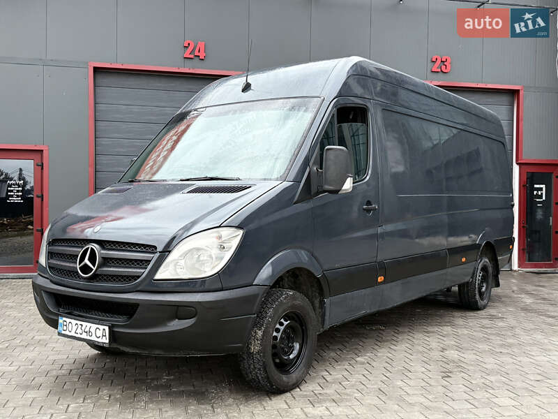 Грузовой фургон Mercedes-Benz Sprinter 2010 в Тернополе