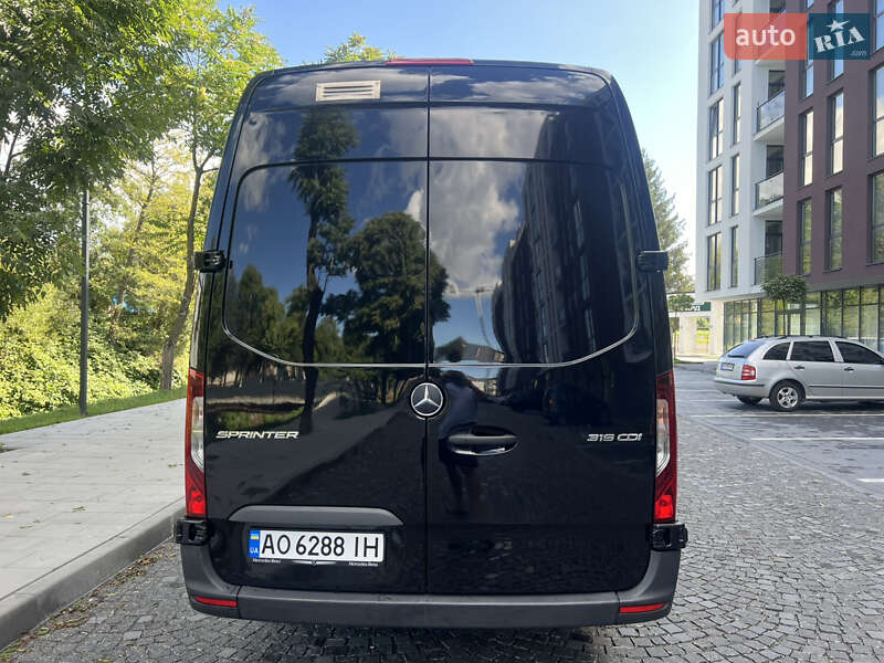 Микроавтобус Mercedes-Benz Sprinter 2021 в Сваляве
