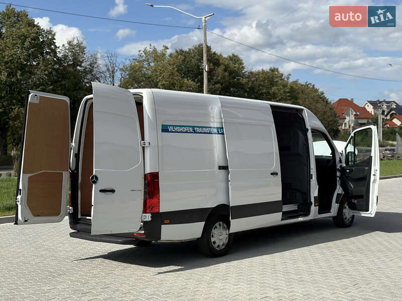 Вантажний фургон Mercedes-Benz Sprinter 2022 в Рівному