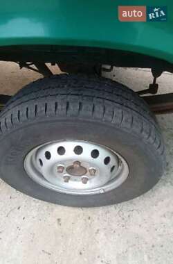 Грузовой фургон Mercedes-Benz Sprinter 2005 в 