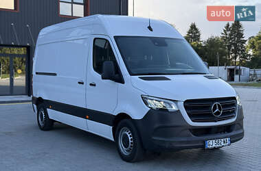 Грузовой фургон Mercedes-Benz Sprinter 2022 в 