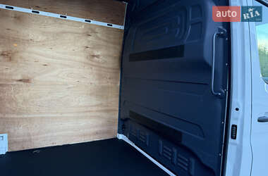 Грузовой фургон Mercedes-Benz Sprinter 2022 в 