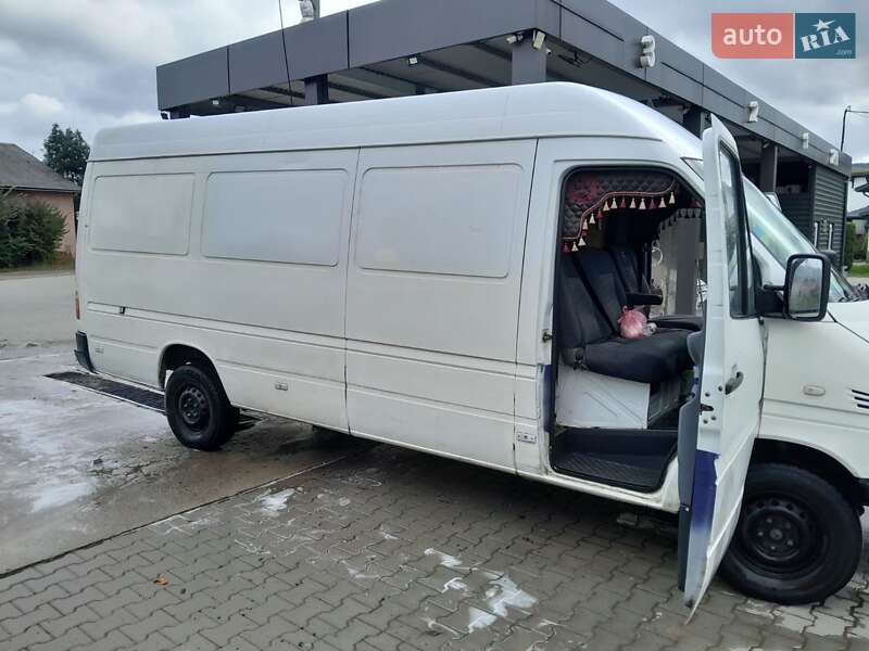 Другие грузовики Mercedes-Benz Sprinter 2000 в Косове фото 3 Другие грузовики Mercedes-Benz Sprinter 2000 в Косове