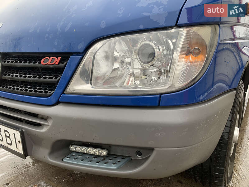 Микроавтобус Mercedes-Benz Sprinter 2006 в Нововолынске