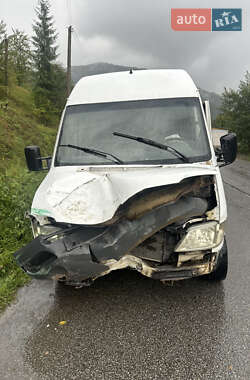 Грузовой фургон Mercedes-Benz Sprinter 2005 в 