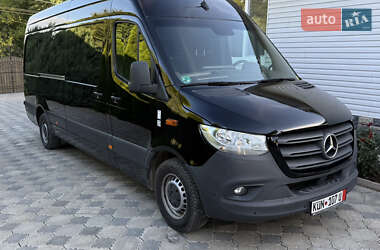 Вантажний фургон Mercedes-Benz Sprinter 2020 в Чернівцях