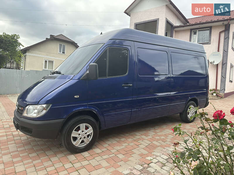 Грузовой фургон Mercedes-Benz Sprinter 2004 в Тернополе