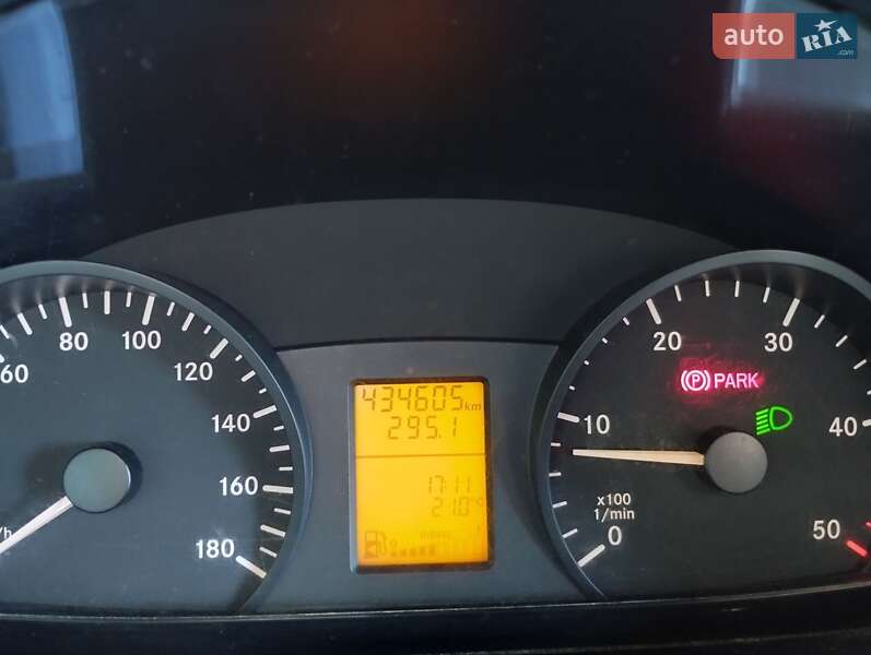 Грузовой фургон Mercedes-Benz Sprinter 2009 в Львове