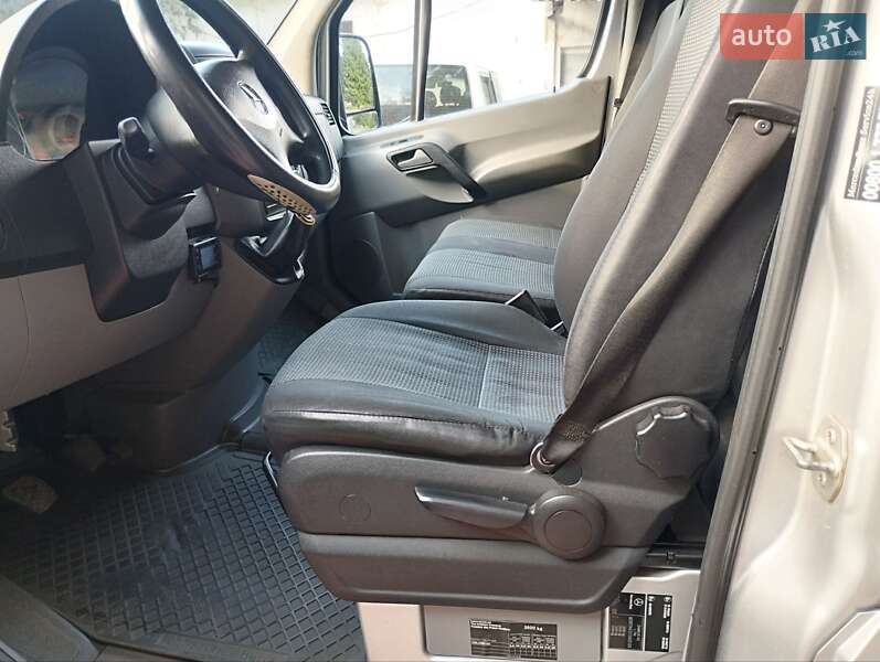 Грузовой фургон Mercedes-Benz Sprinter 2009 в Львове